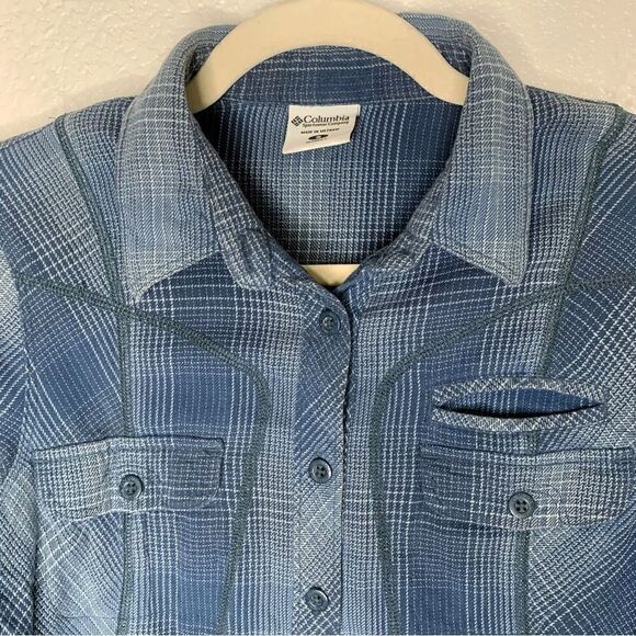 Columbia Women’s Plaid Flannel Button Down Shirt - Picture 3 of 12